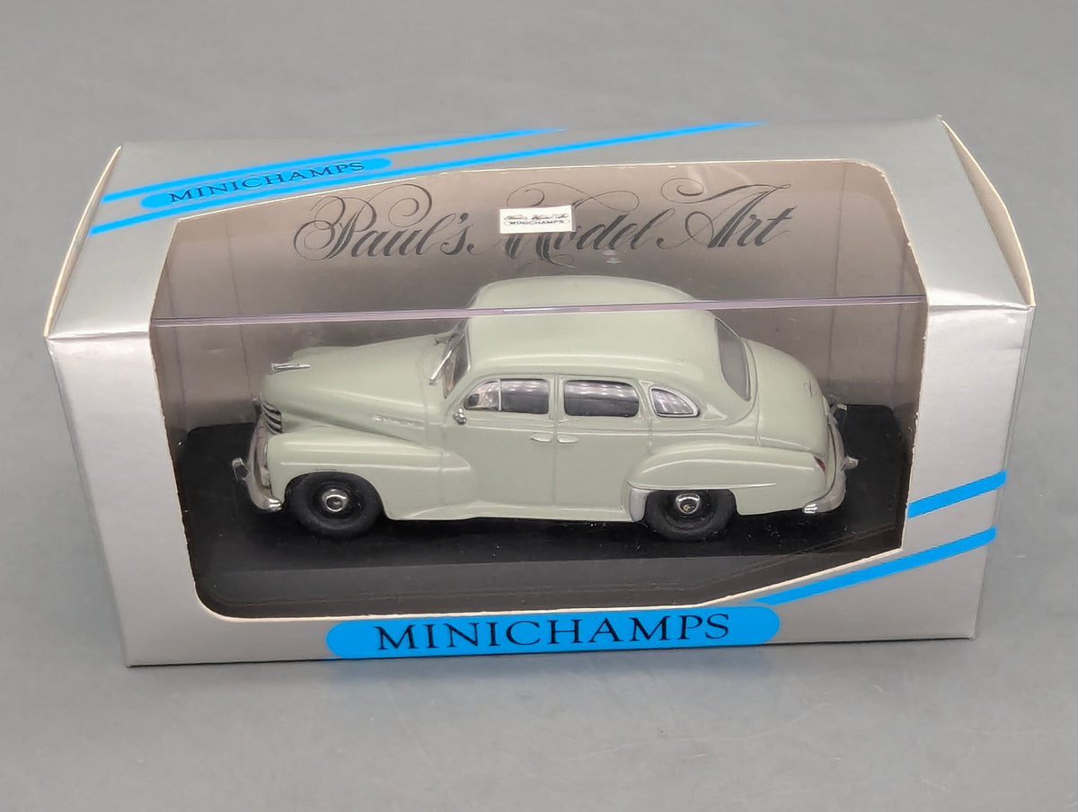 Modellautos 1:43 Minichamps Opel Kapitän 1951 Grau mit OVP