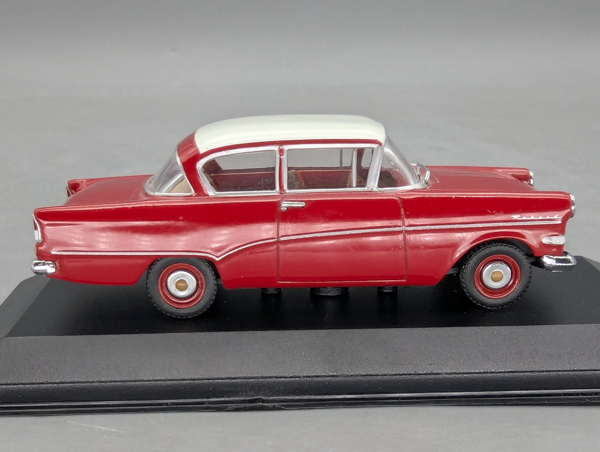 Modellautos 1:43 Minichamps Opel Rekord P1 2-Türer 1958 Rot Weiß mit OVP