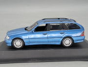 Modellautos 1:43 Minichamps Mercedes-Benz C-Klasse T-Modell C240 mit Dealer OVP