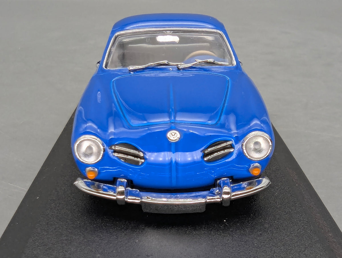 Modellautos 1:43 Minichamps Volkswagen VW Karmann Ghia Blau mit OVP