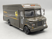 Modellautos 1:25 nicht 1:24 Revell UPS Delivery Van Lieferwagen Paketdienst