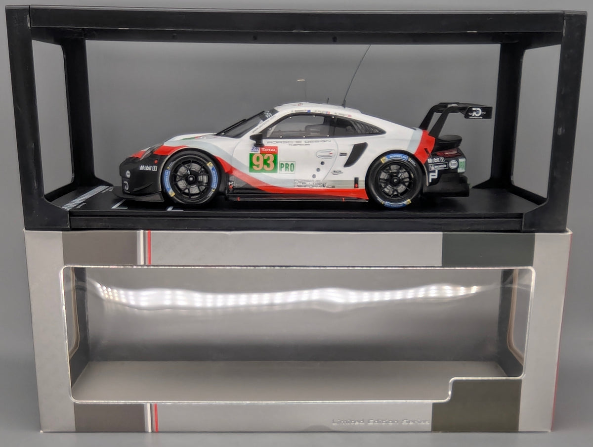 Modellautos 1:18 Ixo Porsche 911 RSR 24h Le Mans 2018 #93 mit OVP