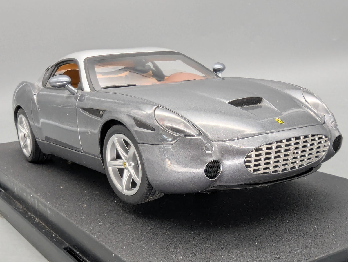 Modellautos 1:18 Hot Wheels Elite Ferrari 575 GTZ Zagato Grau & Silber mit OVP