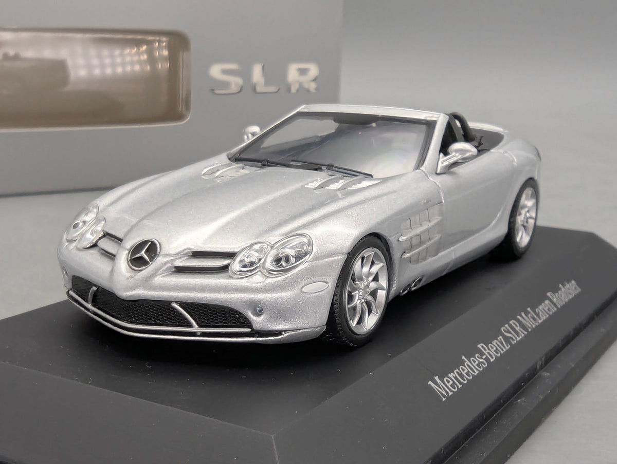 Modellautos 1:43 Minichamps  Mercedes-Benz SLR McLaren Roadster mit Dealer OVP
