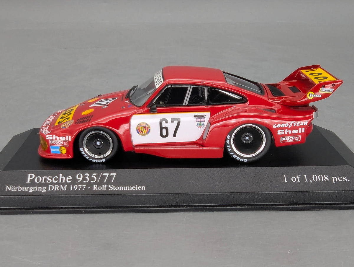 Modellautos 1:43 Minichamps Porsche 935/77 Champion DRM 1977 #67 R Stommelen OVP