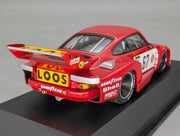 Modellautos 1:43 Minichamps Porsche 935/77 Champion DRM 1977 #67 R Stommelen OVP