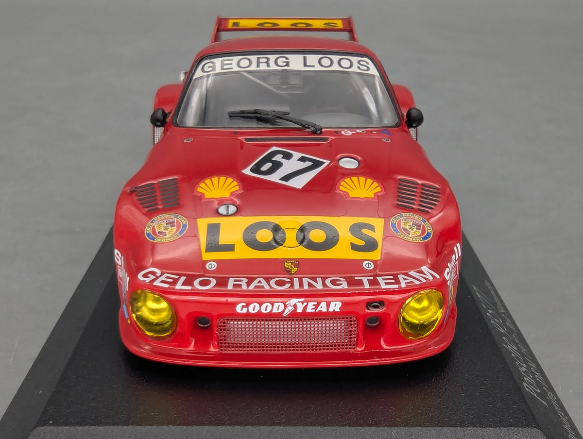 Modellautos 1:43 Minichamps Porsche 935/77 Champion DRM 1977 #67 R Stommelen OVP