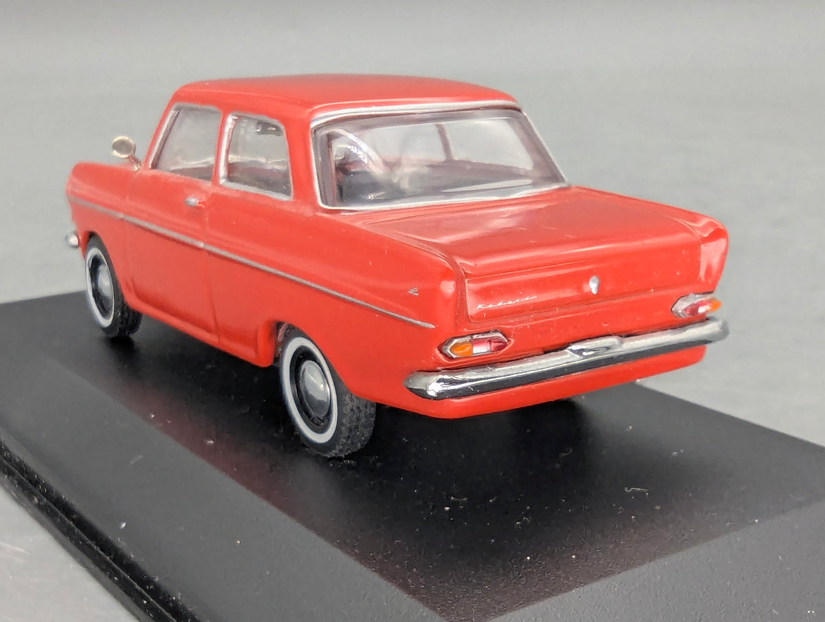 Modellautos 1:43 Minichamps Opel Kadett A Limousine 1962 Rot mit OVP