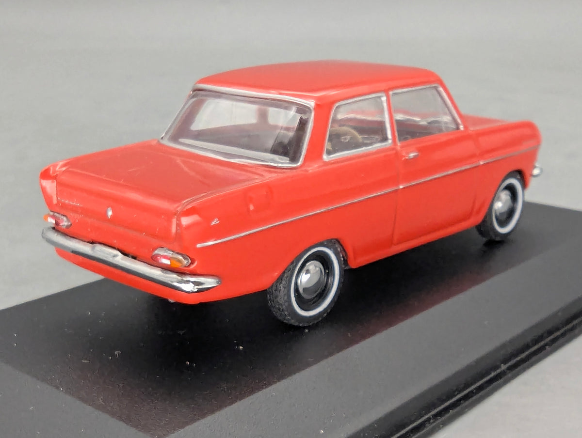 Modellautos 1:43 Minichamps Opel Kadett A Limousine 1962 Rot mit OVP