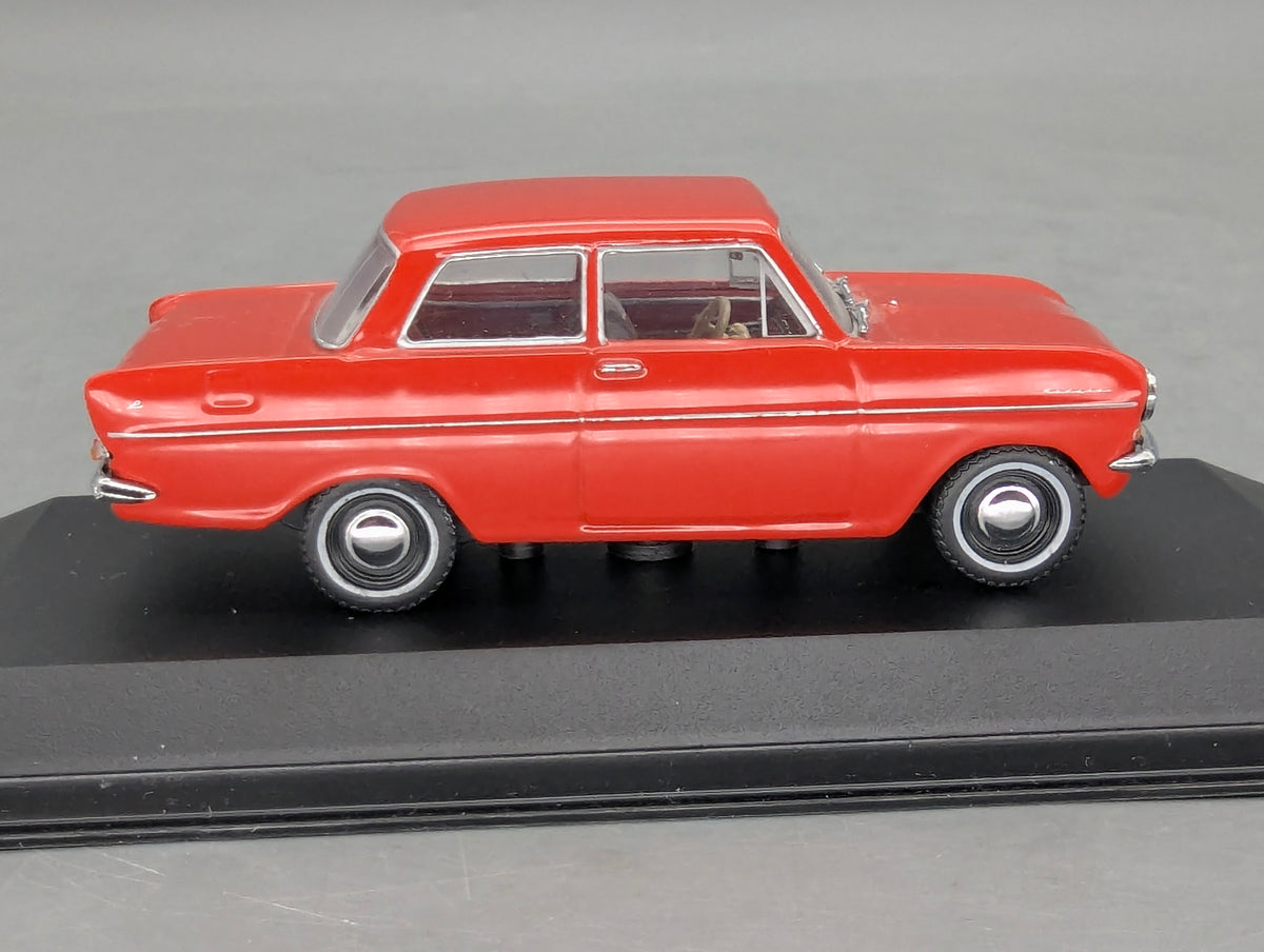 Modellautos 1:43 Minichamps Opel Kadett A Limousine 1962 Rot mit OVP