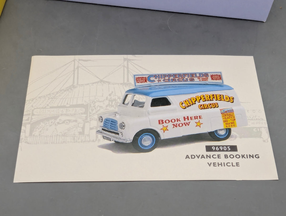 LKW Modell 1:50 Corgi Classics 96905 Advance Booking Vehicle + Circus Poster OVP