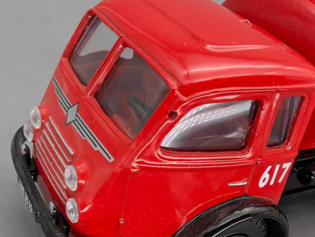 LKW Modell 1:50 Corgi Classic 71207 Renault Faineant Citerne ANTAR Tankwagen OVP