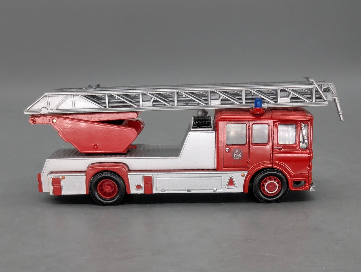 LKW Modell 1:50 Corgi Classics 97386 AEC Ladder Bristol Feuerwehr OVP