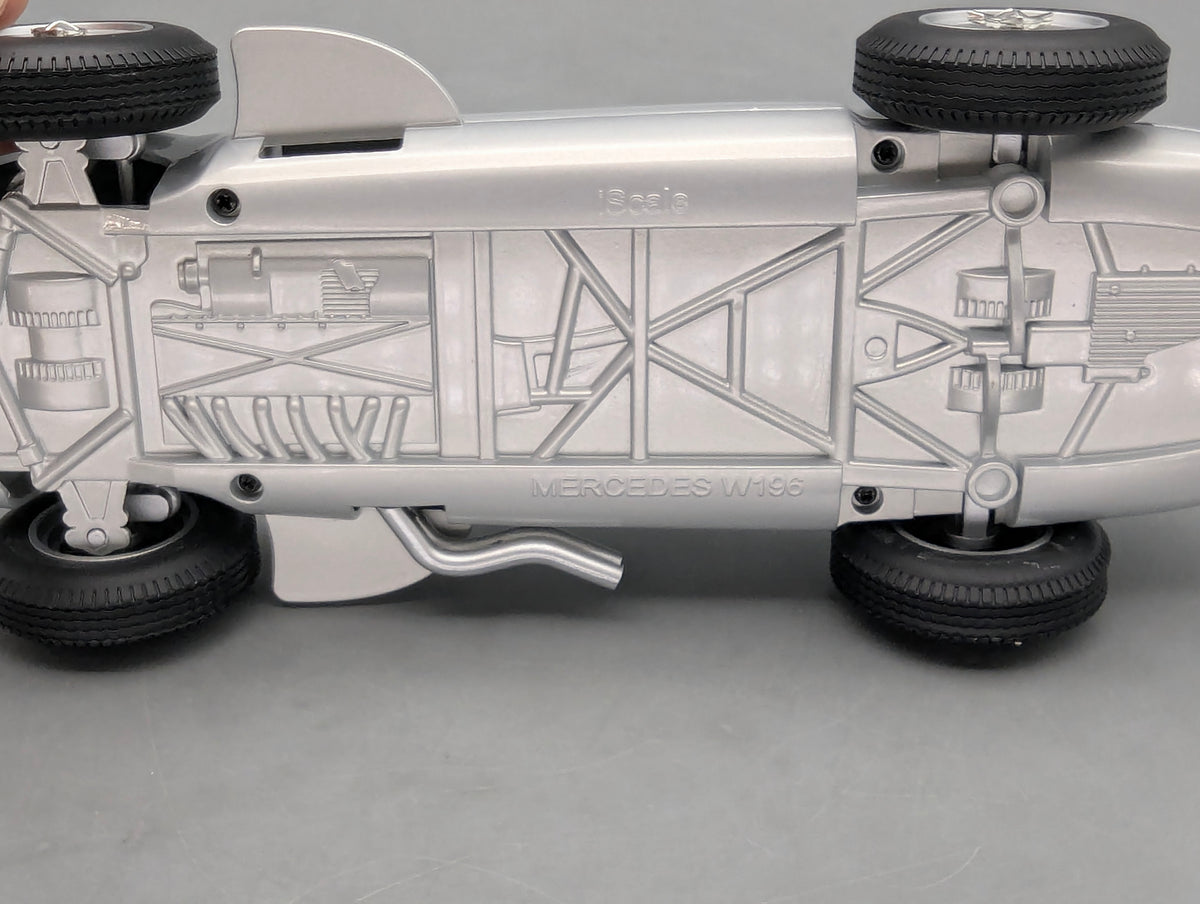 Modellautos 1:18 Werk83 Mercedes-Benz W196 Formula 1 1955 Silber mit OVP