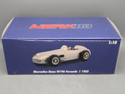 Modellautos 1:18 Werk83 Mercedes-Benz W196 Formula 1 1955 Silber mit OVP