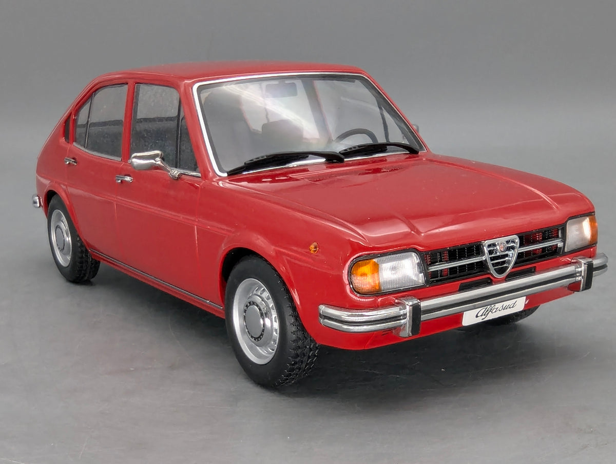 Modellautos 1:18 KK-Scale Alfa Romeo Alfasud 1.3 (4-Türer) Alfa Rosso Rot OVP