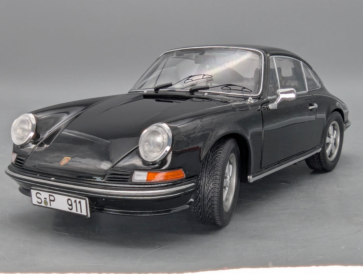 Modellautos 1:18 Schuco Porsche 911 S Coupe 1973 Schwarz mit OVP