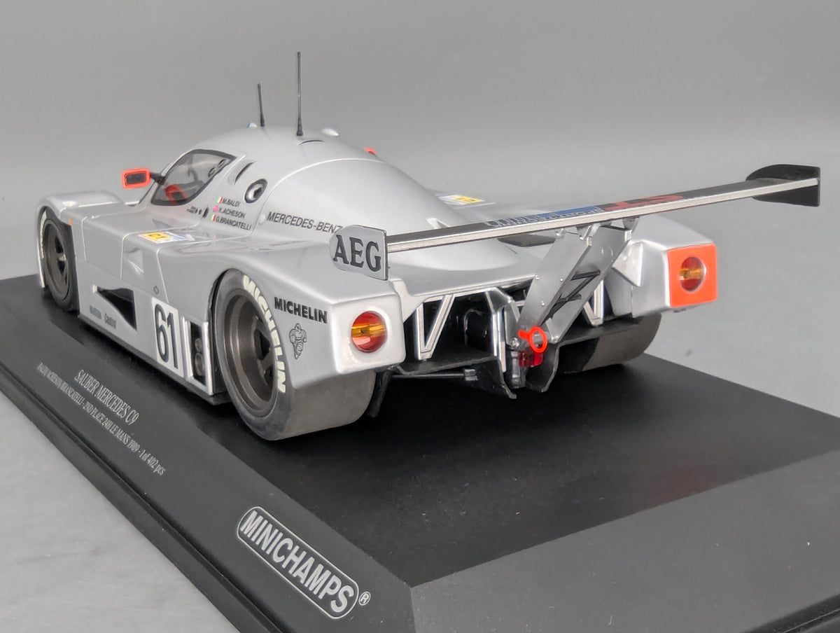 Modellautos 1:18 Minichamps Sauber Mercedes C9 2nd 24h Le Mans 1989 #61 mitOVP