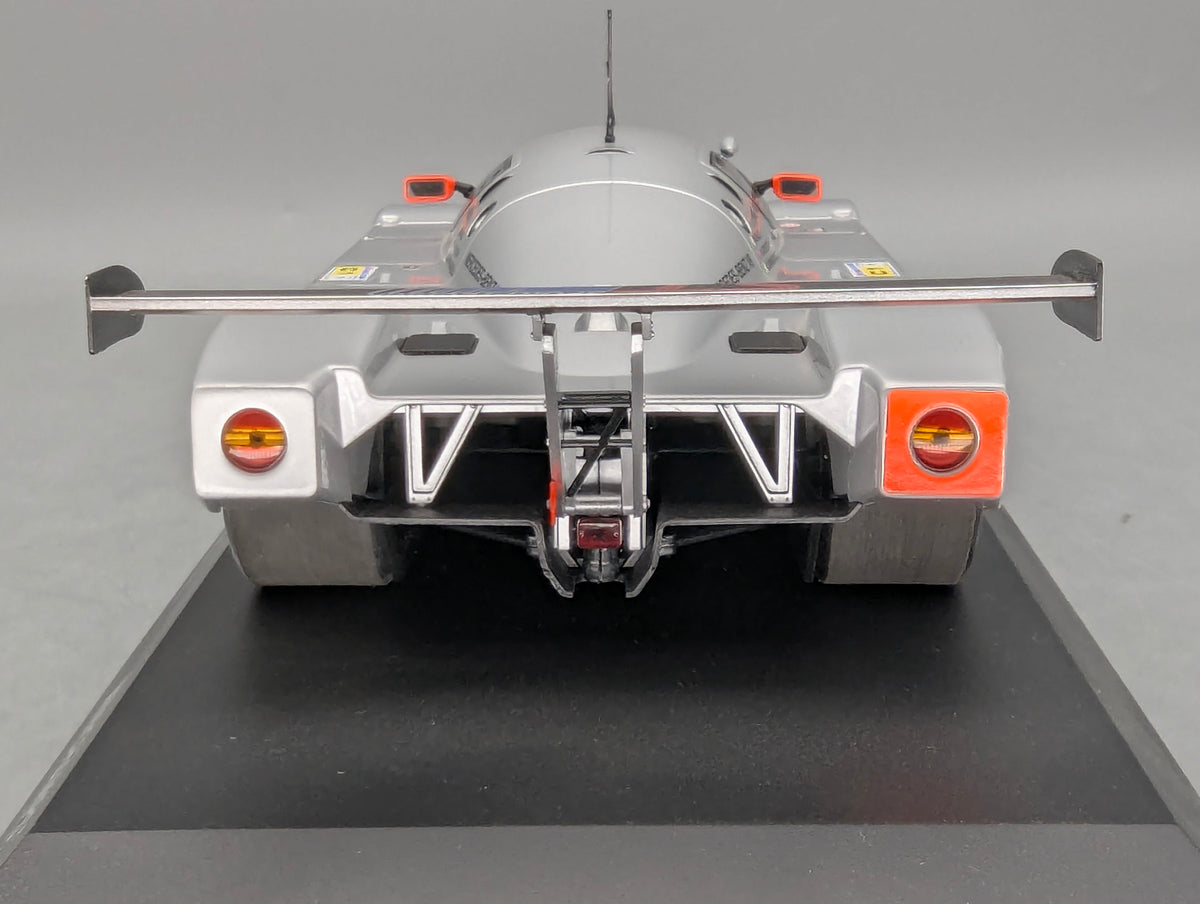 Modellautos 1:18 Minichamps Sauber Mercedes C9 2nd 24h Le Mans 1989 #61 mitOVP