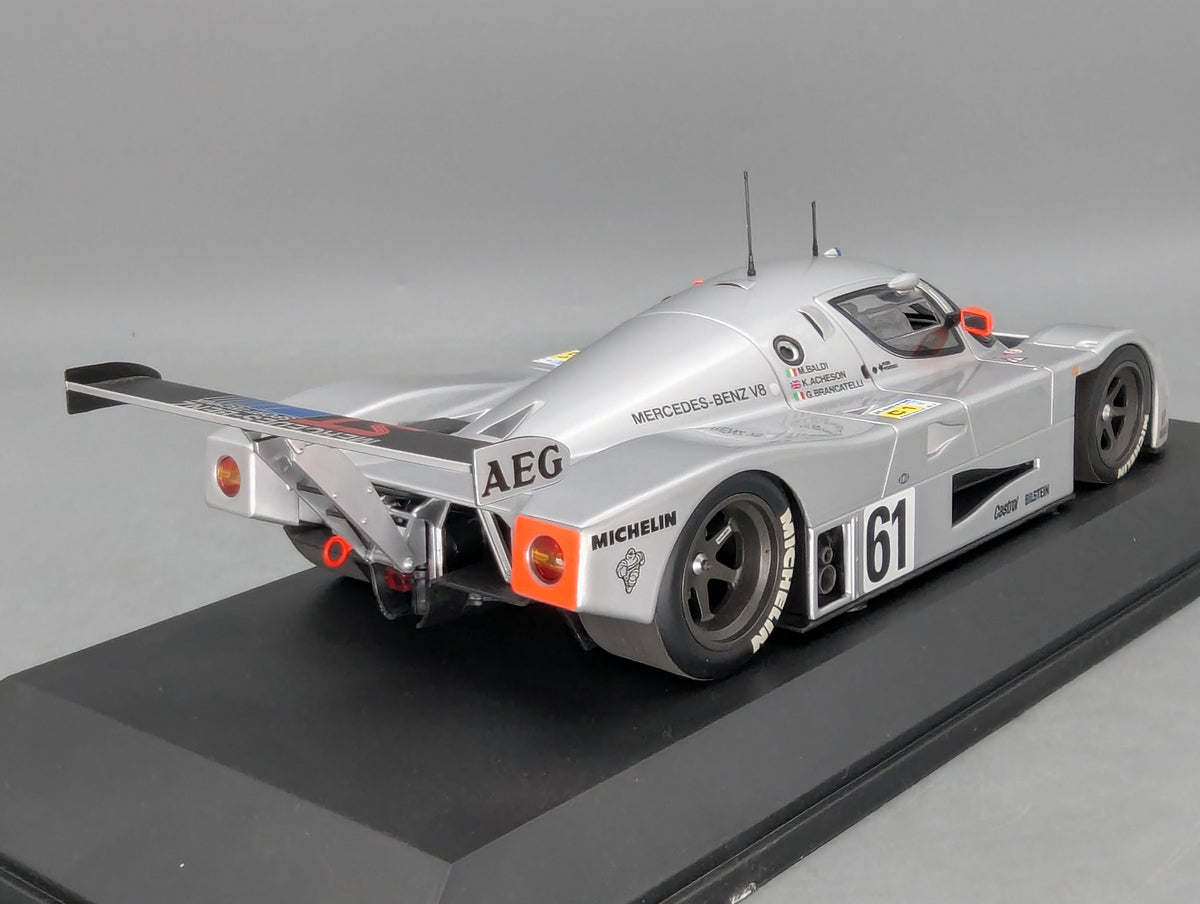 Modellautos 1:18 Minichamps Sauber Mercedes C9 2nd 24h Le Mans 1989 #61 mitOVP