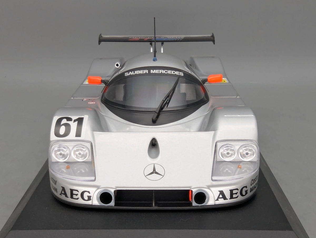 Modellautos 1:18 Minichamps Sauber Mercedes C9 2nd 24h Le Mans 1989 #61 mitOVP