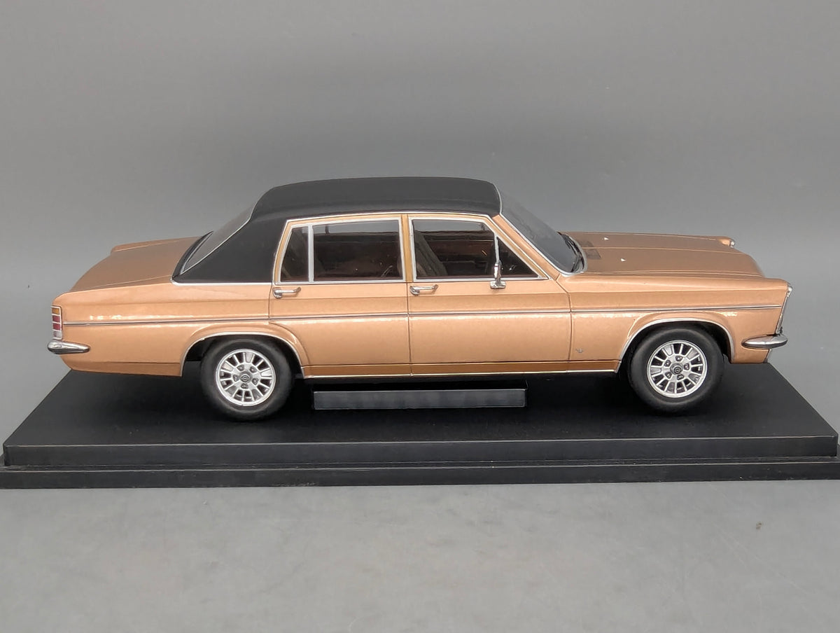 Modellautos 1:18 MCG Modelcar Group 18335 Opel Diplomat B Beige Metallic mit OVP
