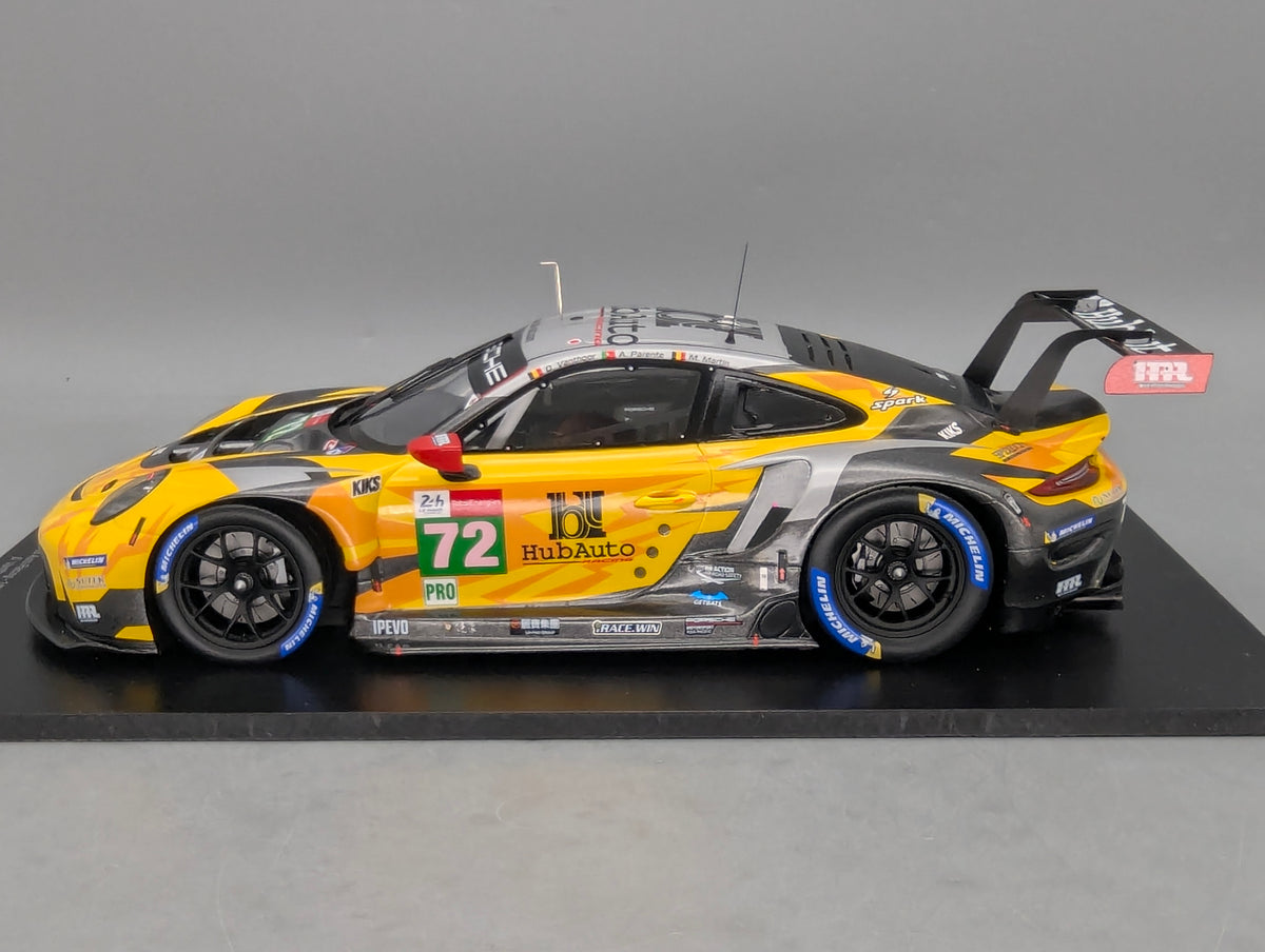 Modellautos 1:18 Spark Porsche 911 RSR-19 24h Le Mans 2021 #72 mit OVP