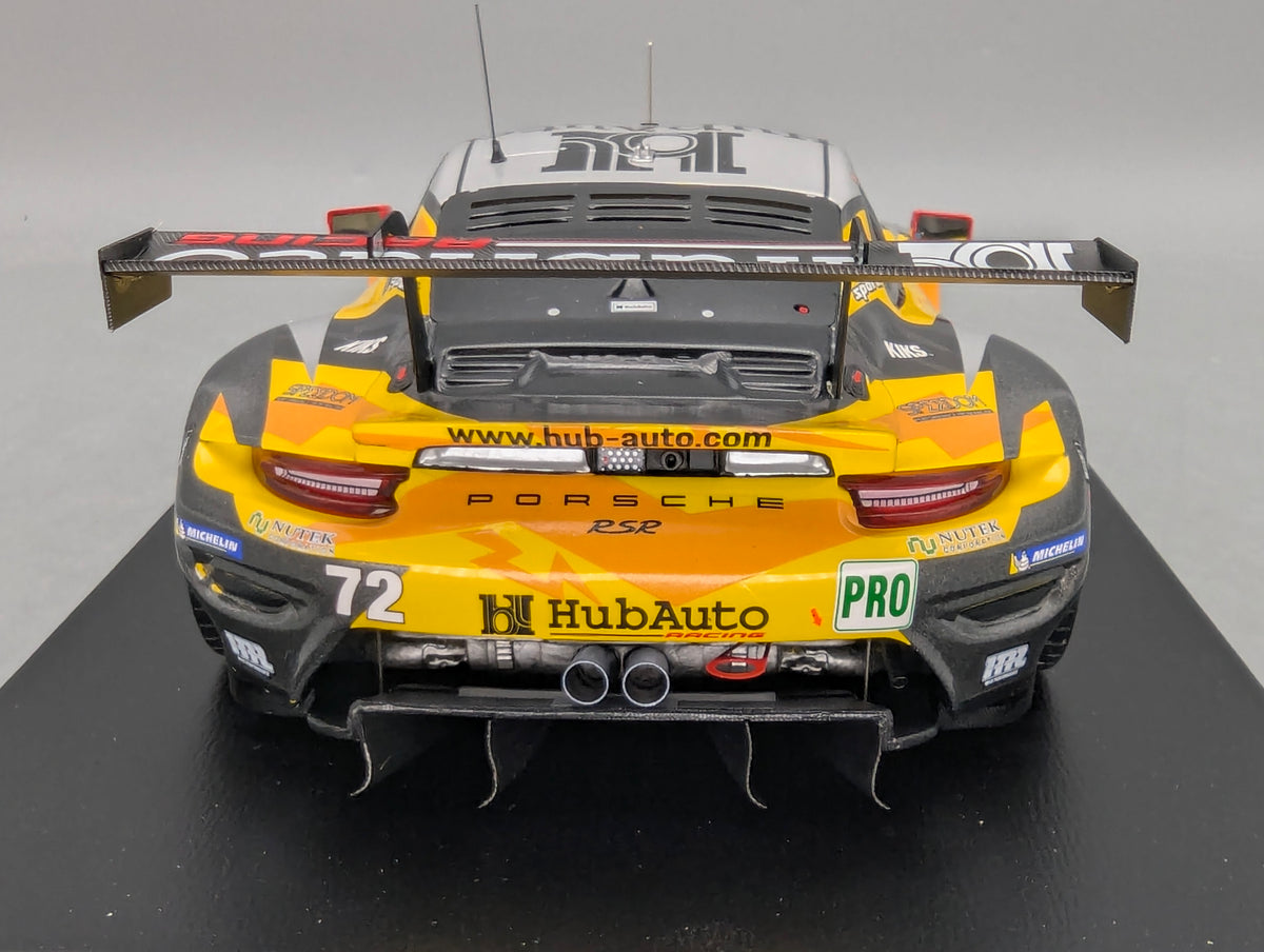 Modellautos 1:18 Spark Porsche 911 RSR-19 24h Le Mans 2021 #72 mit OVP