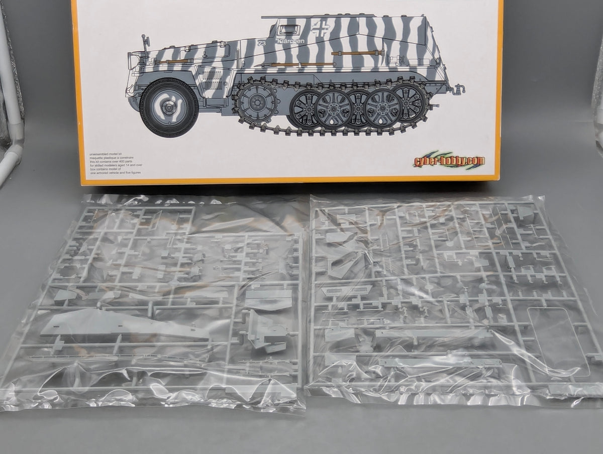 Panzer Modell  Bausatz 1:35 Dragon Models 9128 Sd. KFZ 253 le Beob. PZ. Wg. OVP