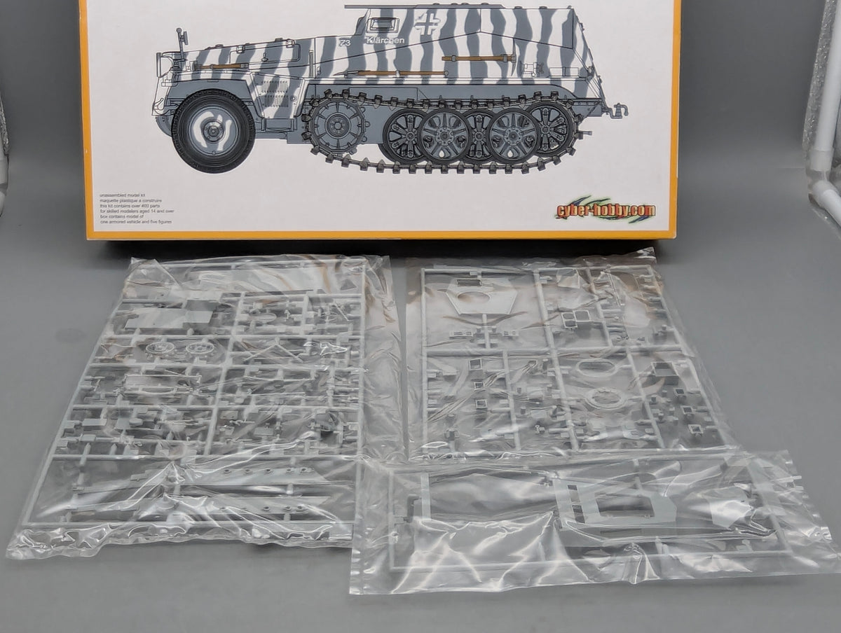 Panzer Modell  Bausatz 1:35 Dragon Models 9128 Sd. KFZ 253 le Beob. PZ. Wg. OVP
