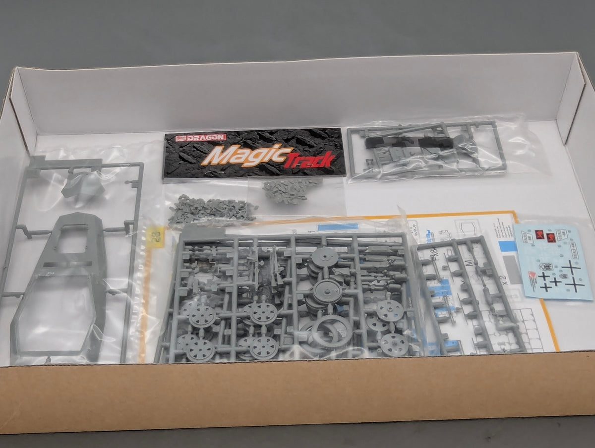 Panzer Modell  Bausatz 1:35 Dragon Models 9128 Sd. KFZ 253 le Beob. PZ. Wg. OVP