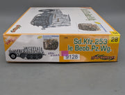 Panzer Modell  Bausatz 1:35 Dragon Models 9128 Sd. KFZ 253 le Beob. PZ. Wg. OVP