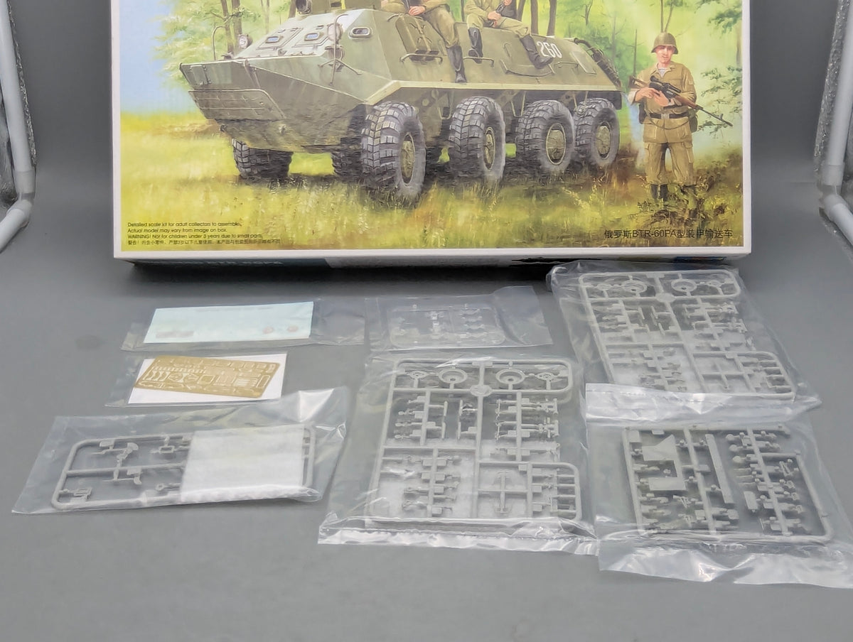 Militär LKW Modell Bausatz 1:35 Trumpeter 01543 Russian BTR-60PA mit OVP