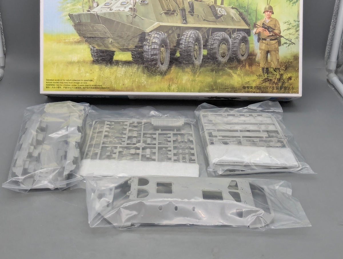 Militär LKW Modell Bausatz 1:35 Trumpeter 01543 Russian BTR-60PA mit OVP