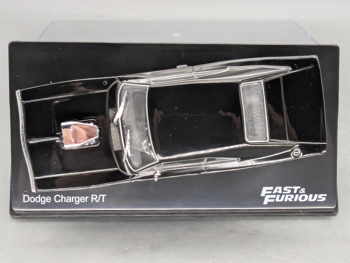 Modellautos 1:43 Ixo/PCT/DeAgostini Dodge Charger R/T Fast & Fourious + Vitrine