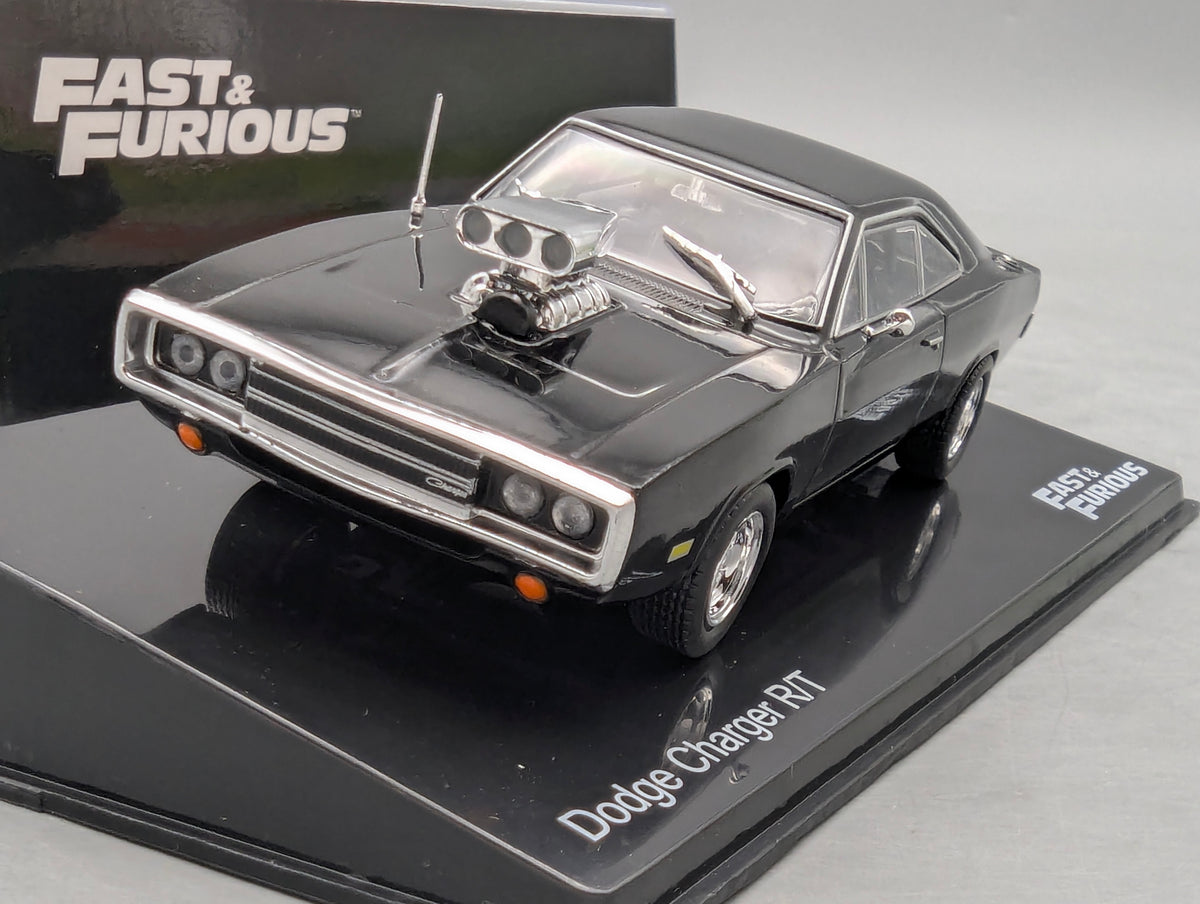 Modellautos 1:43 Ixo/PCT/DeAgostini Dodge Charger R/T Fast & Fourious + Vitrine