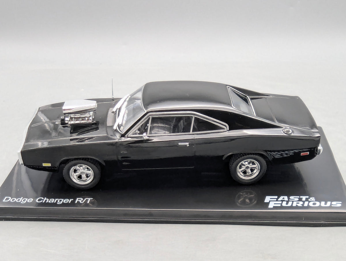 Modellautos 1:43 Ixo/PCT/DeAgostini Dodge Charger R/T Fast & Fourious + Vitrine