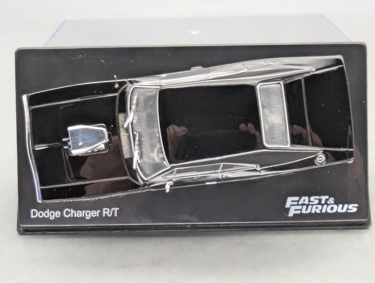 Modellautos 1:43 Ixo/PCT/DeAgostini Dodge Charger R/T Fast & Fourious + Vitrine