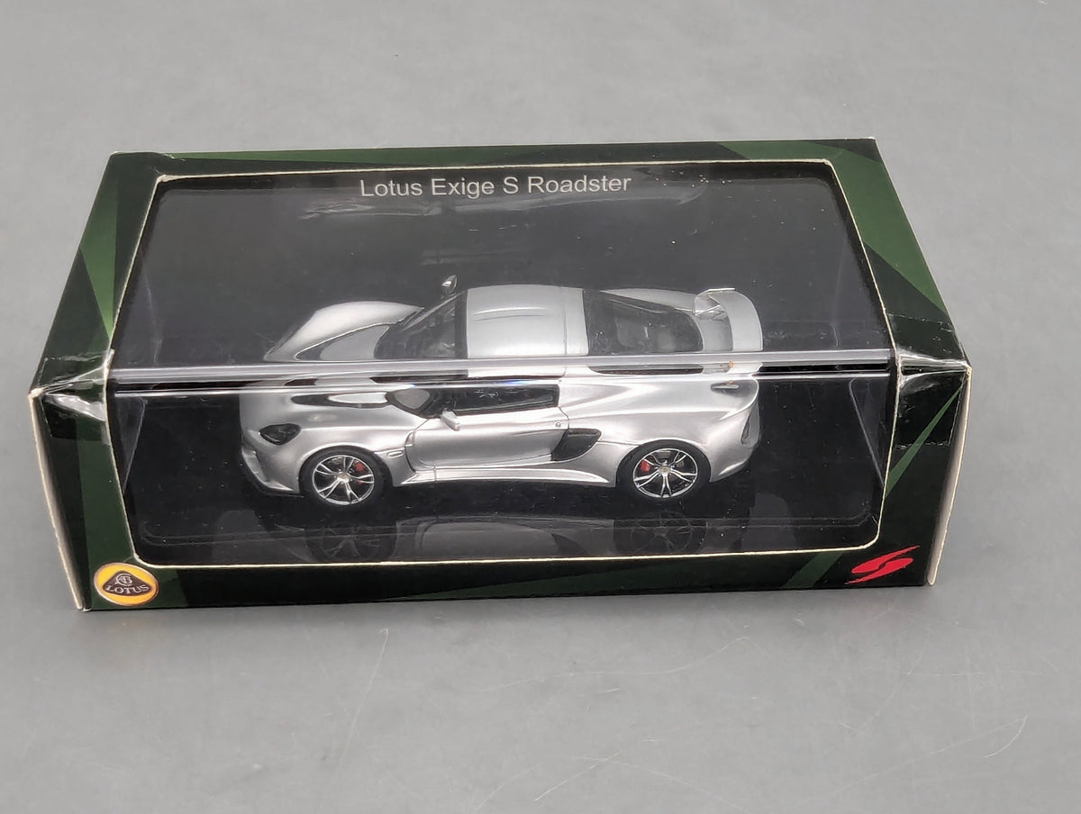 Modellautos 1:43 Spark S2224 Lotus Exige S Roadster Silber mit OVP