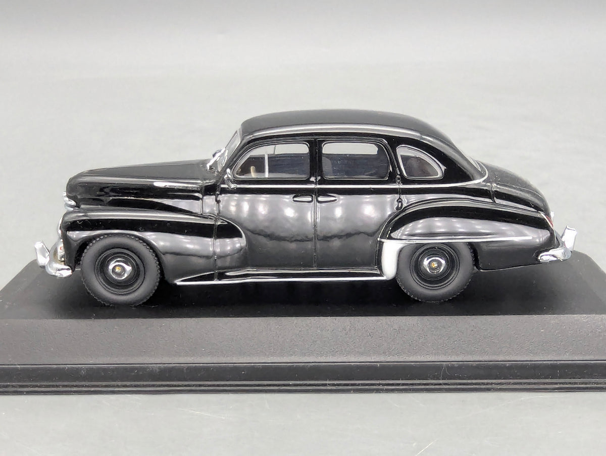 Modellautos 1:43 Minichamps Opel Kapitän 1951 Schwarzmit OVP