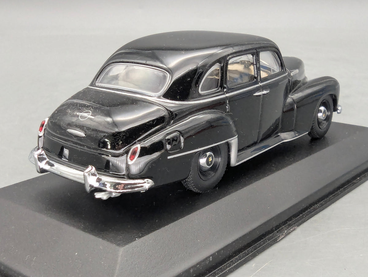 Modellautos 1:43 Minichamps Opel Kapitän 1951 Schwarzmit OVP