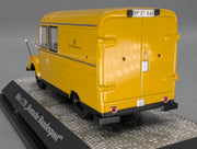 Modellautos 1:43 Premium ClassiXXs Opel Blitz 1,75t Deutsche Bundespost Vitrine
