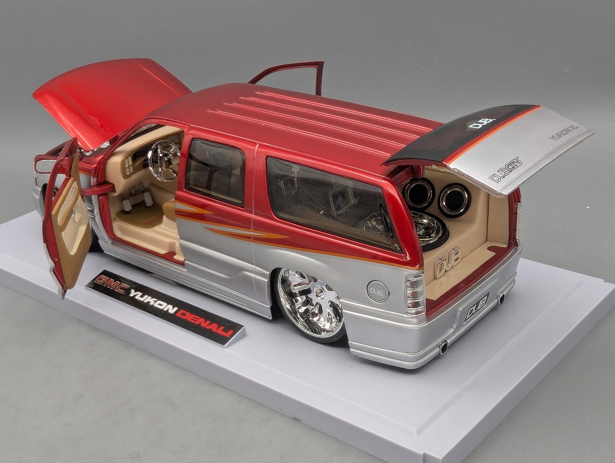 Modellautos 1:18 Jada Dub City Big Ballers GMC Yukon Denali XL mit OVP