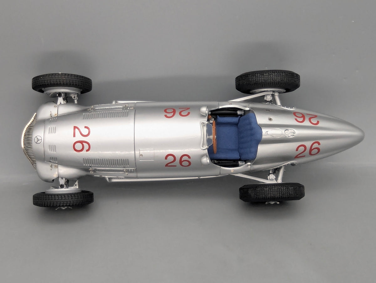 Modellautos 1:18 CMC Mercedes Benz W154 Der Große Sieger Frankreich 1938 #26 OVP