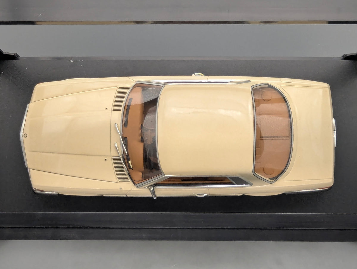 Modellautos 1:18 Cult CML049-1 Mercedes Benz 350 SLC W107 mit OVP