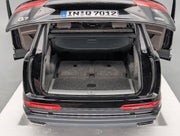 Modellautos 1:18 Minichamps Audi Q7 Orcaschwarz mit Dealer OVP