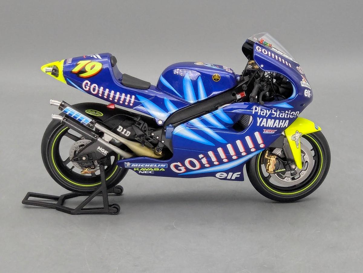 Motorrad Modell 1:12 Minichamps Yamaha YRZ 500 GP 2001 #19 Olivier Jacque OVP