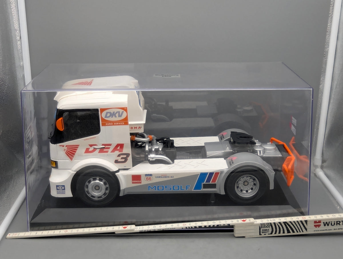 LKW Modell 1:12 Carson Mercedes Benz Atego Renntruck 1999 #3 M Oestreich Vitrine