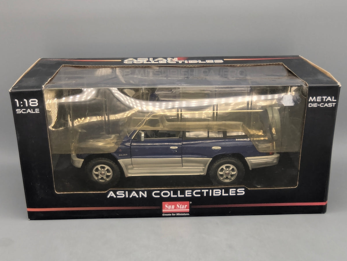 Modellautos 1:18 Sun Star Mitsubishi Pajero Long 3.5 V6 1998 Royal Blue mit OVP
