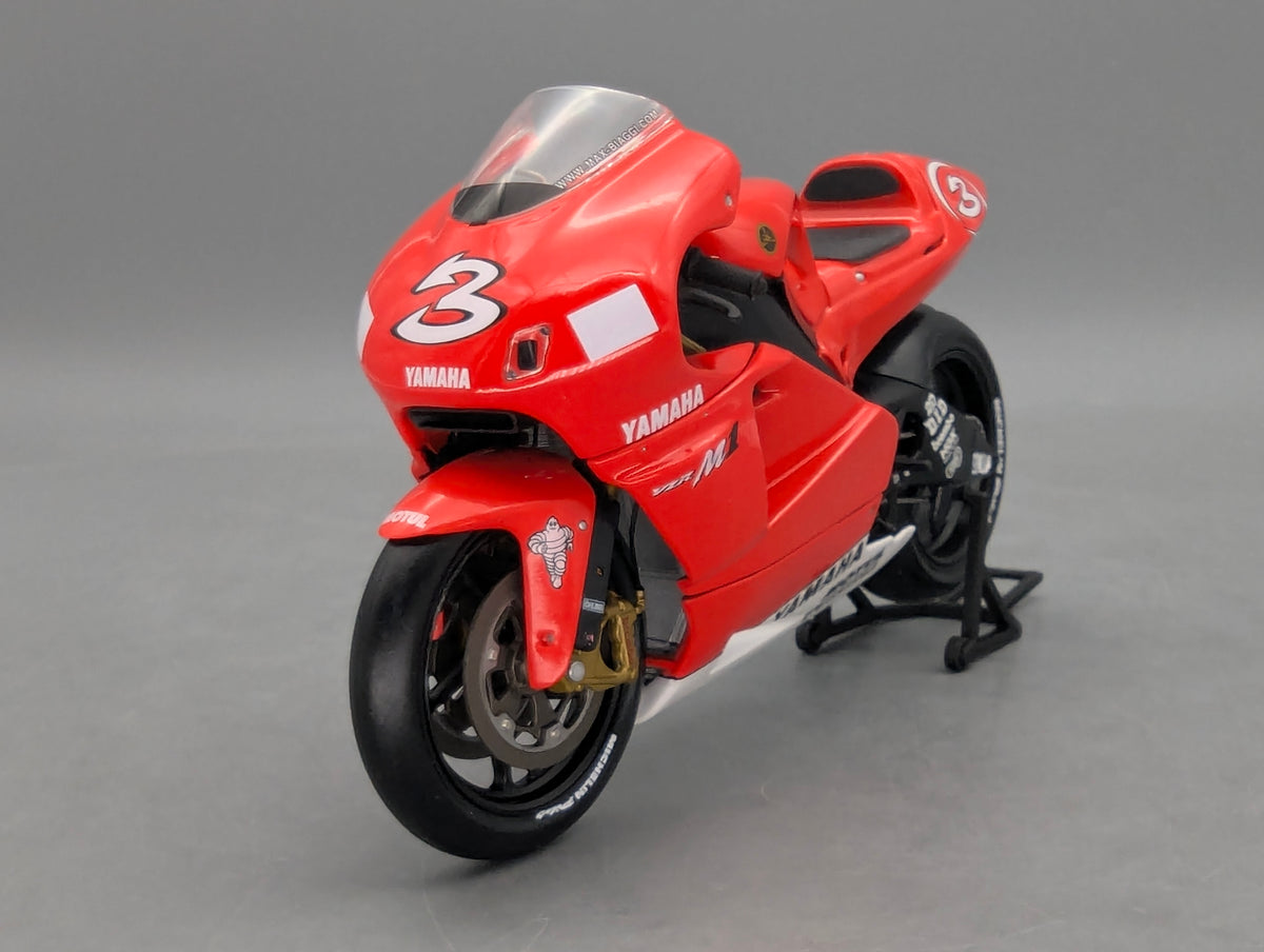 Motorrad Modell 1:12 Minichamps Yamaha YZR-M1 Moto GP 2002 #3 Max Biaggi mit OVP